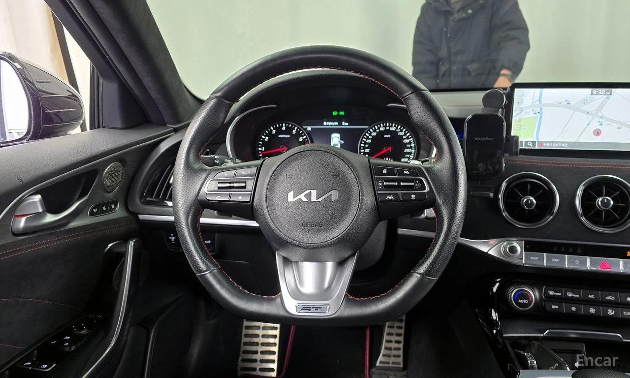 Kia Stinger 3.3* GT* ACRO EDITION* 360 КАМЕРИ* ОБДУХВАНЕ* ПАНО, снимка 11 - Автомобили и джипове - 54512863