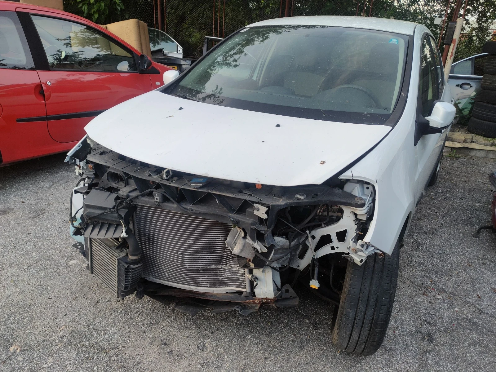 Renault Clio 1.5, снимка 2 - Автомобили и джипове - 54547362