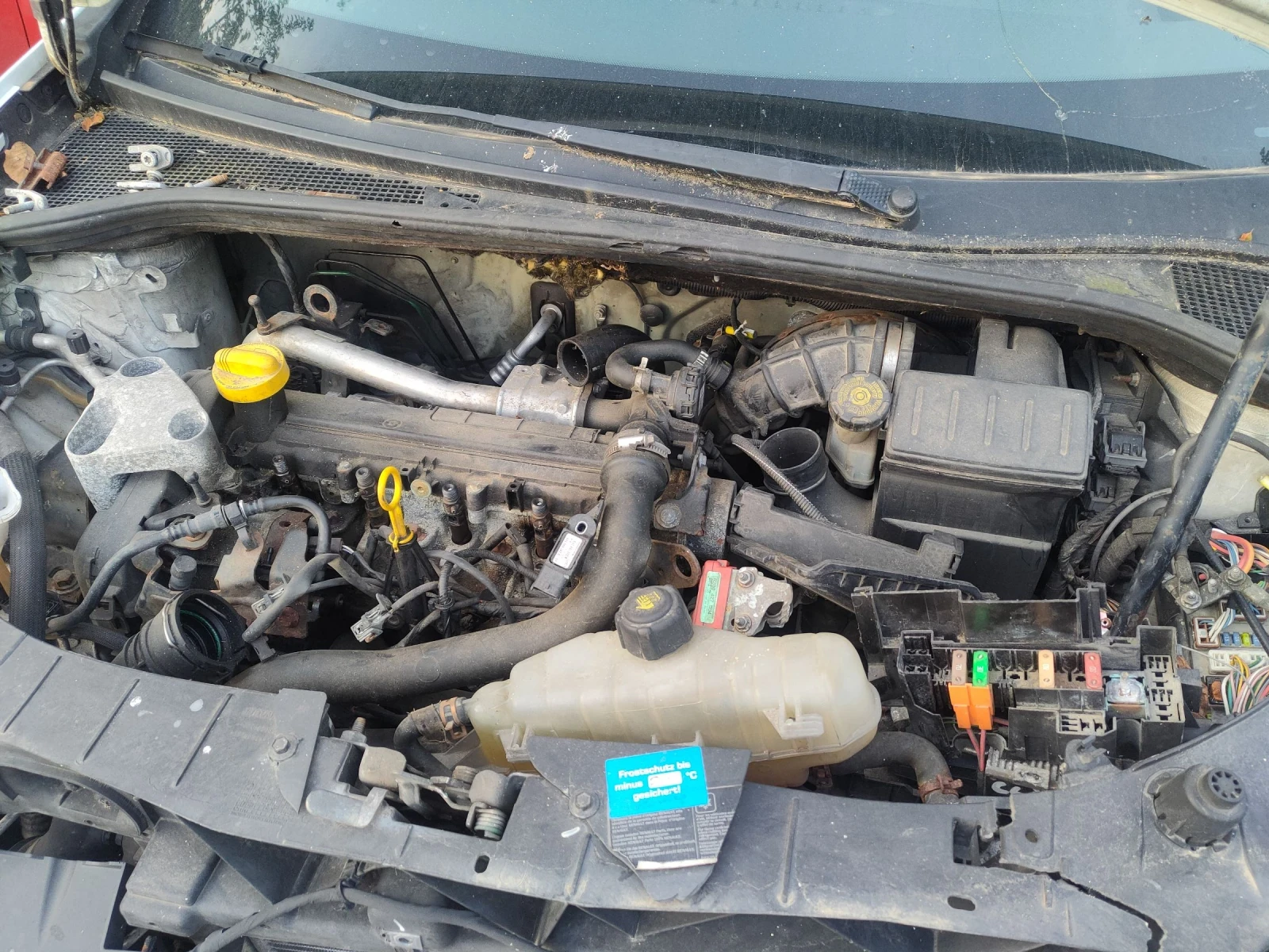 Renault Clio 1.5, снимка 3 - Автомобили и джипове - 54547362