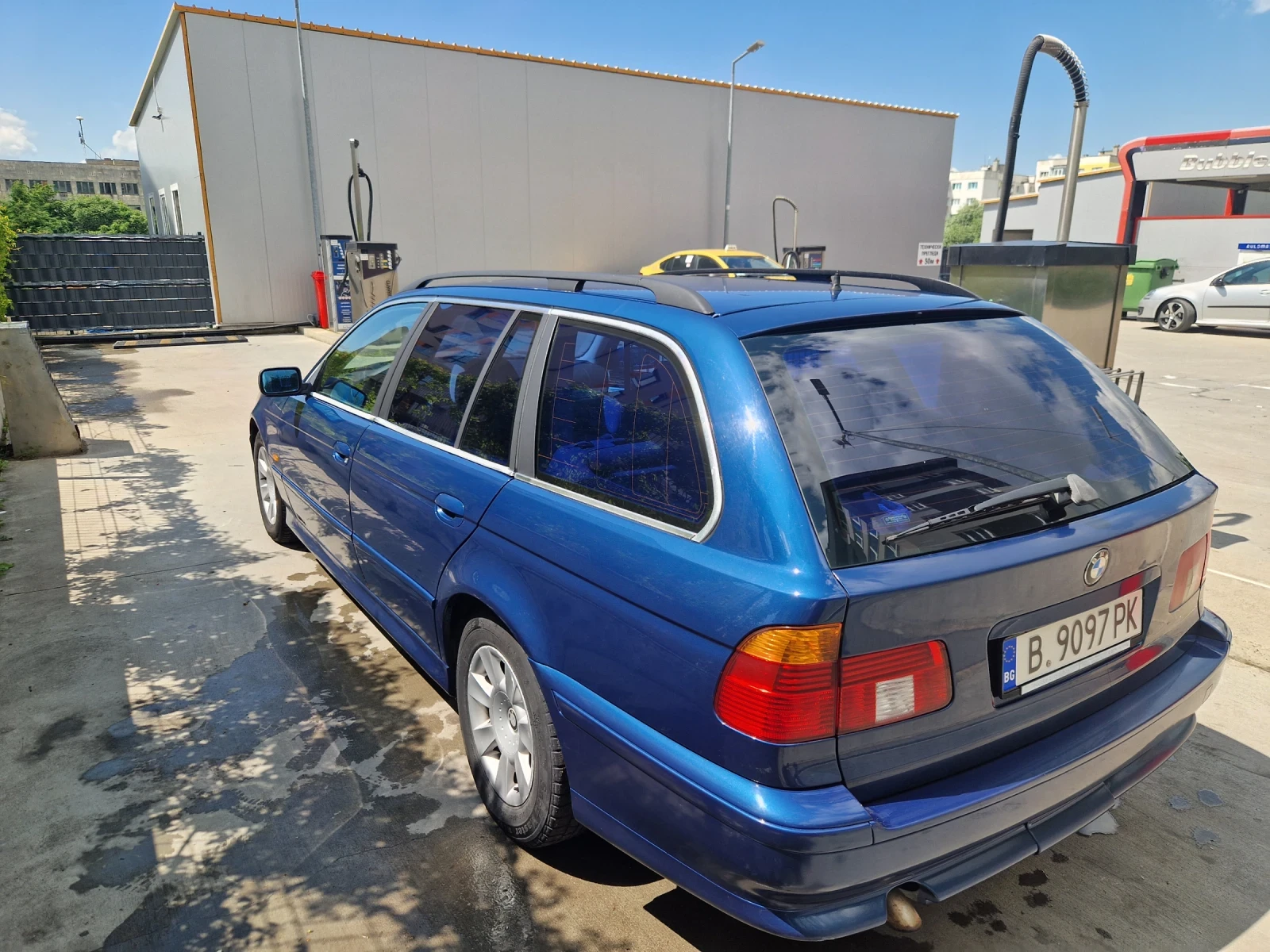 BMW 525, снимка 2 - Автомобили и джипове - 54820780