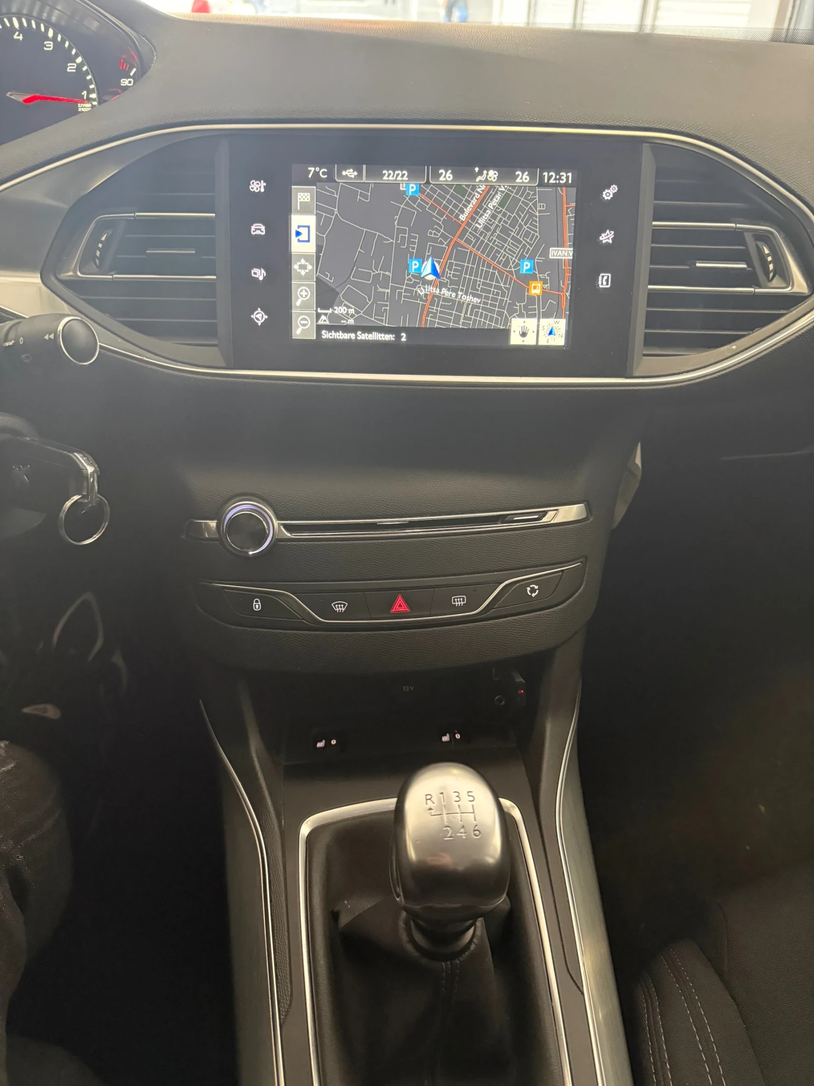 Peugeot 308, снимка 12 - Автомобили и джипове - 54833794