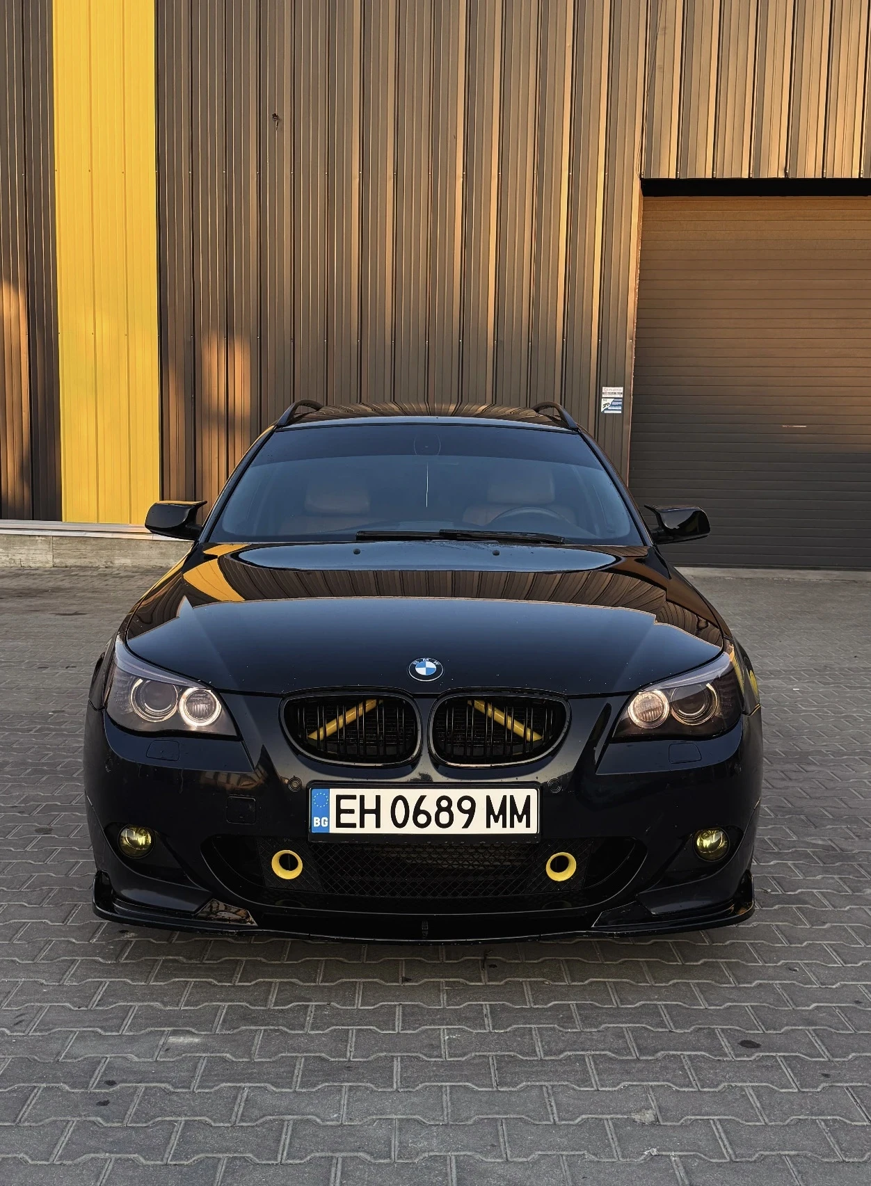 BMW 525