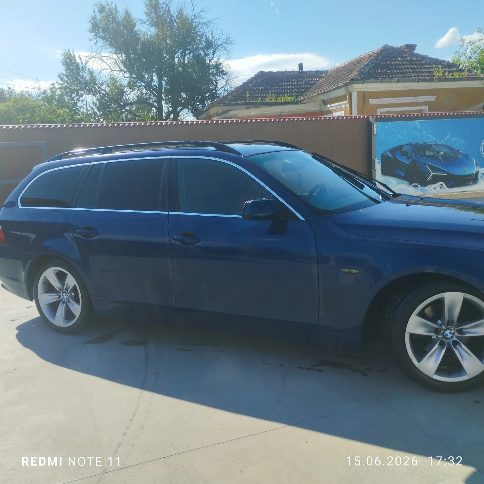 BMW 523