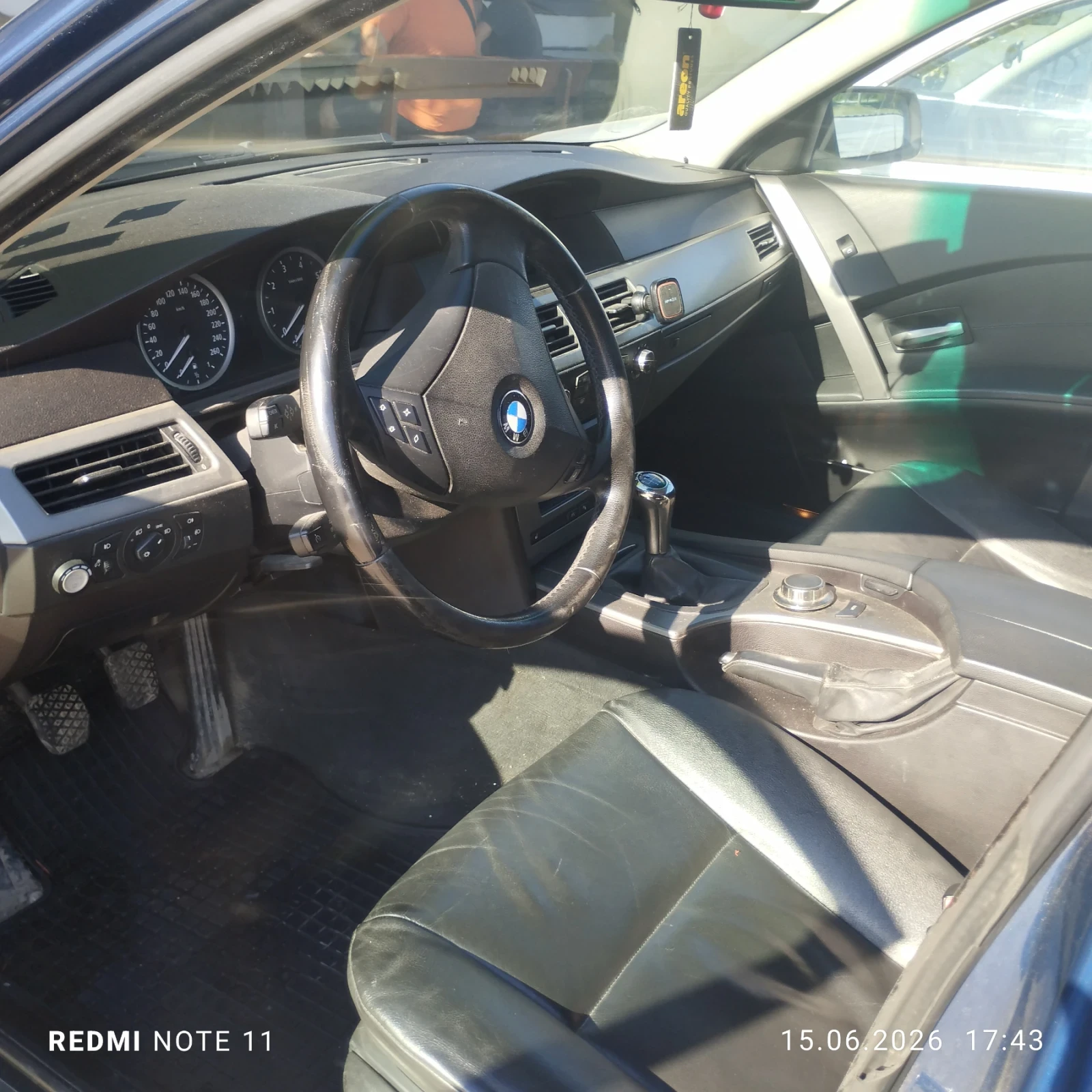 BMW 523, снимка 12 - Автомобили и джипове - 54941373