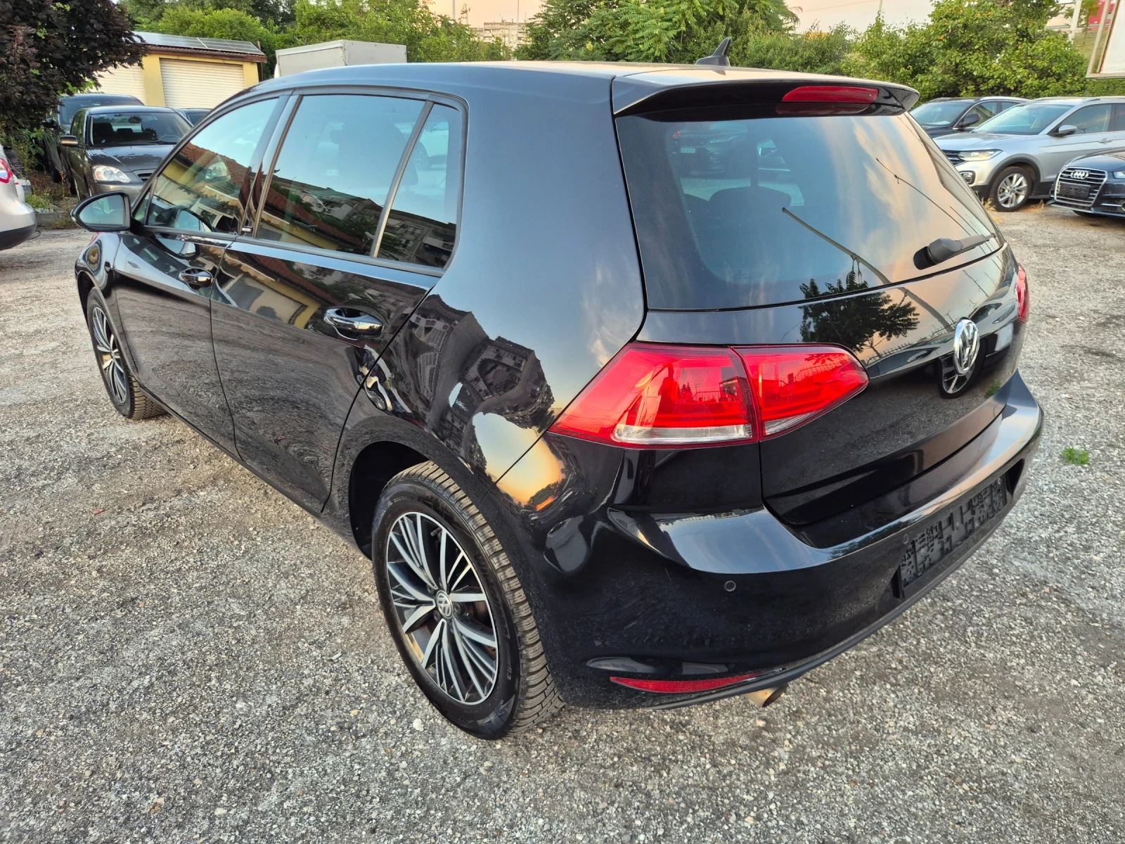 VW Golf 1.6TDI* ALLSTAR* NAVI* �������  | Mobile.bg � ����������� 5