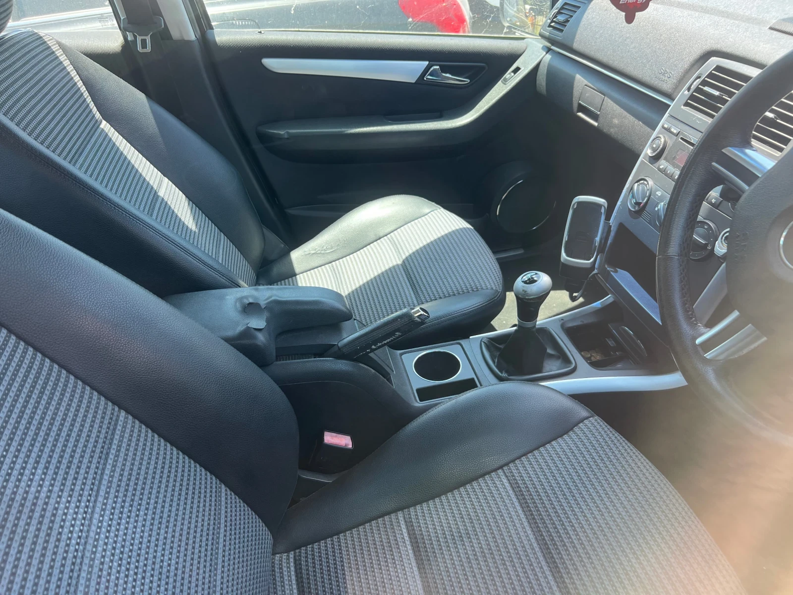 Mercedes-Benz B 150, снимка 6 - Автомобили и джипове - 55163975