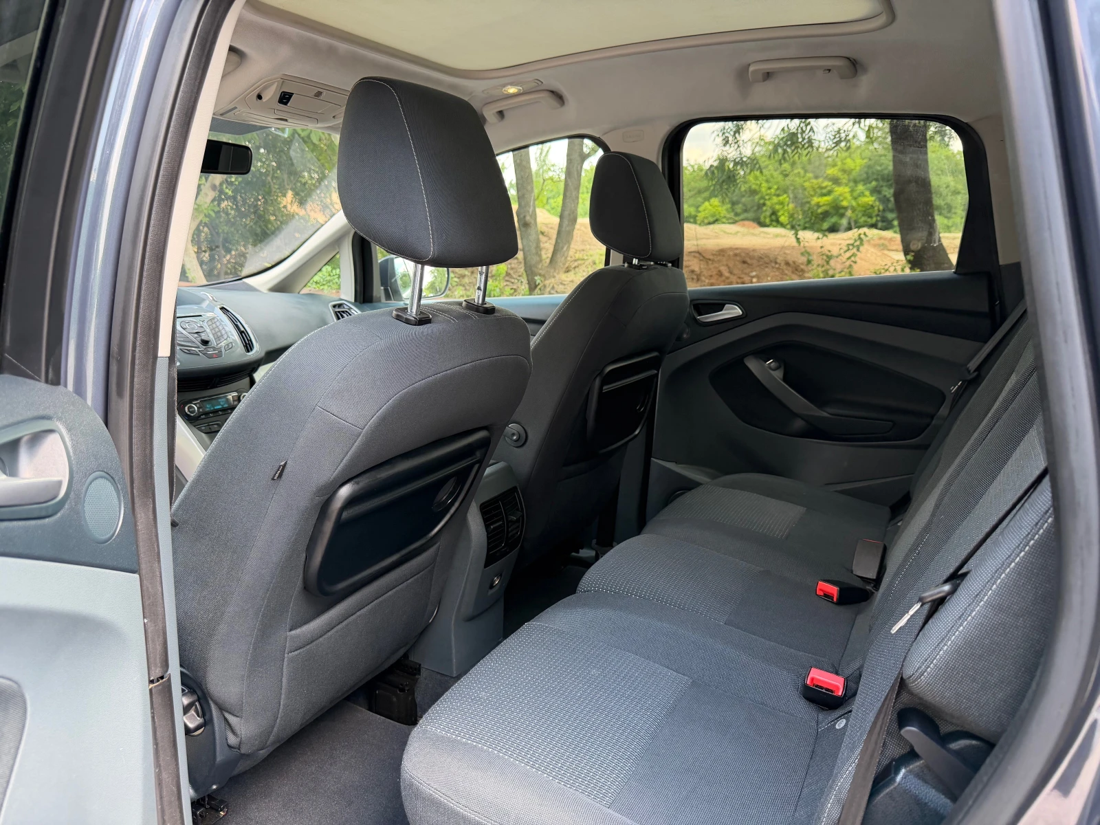 Ford C-max 1.6HDi/116p.s-Pano/6sk/Navi-Euro 5!!!, снимка 11 - Автомобили и джипове - 55166298