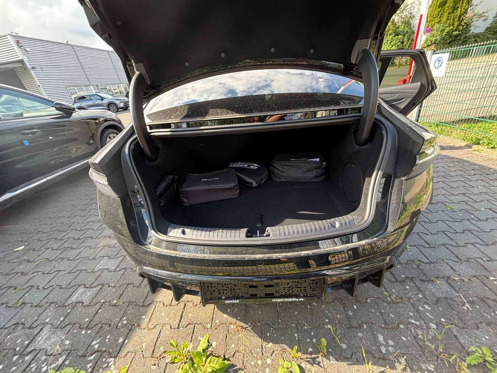 BYD Seal Design AWD, снимка 5 - Автомобили и джипове - 55393482