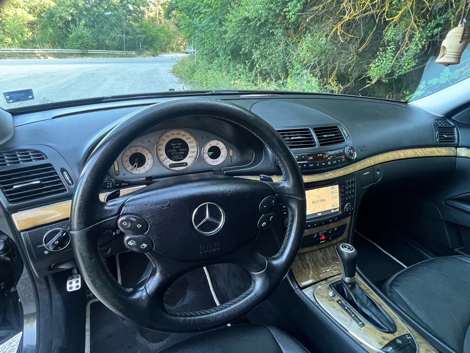 Mercedes-Benz E 320 CDI EVO, снимка 12 - Автомобили и джипове - 55646906