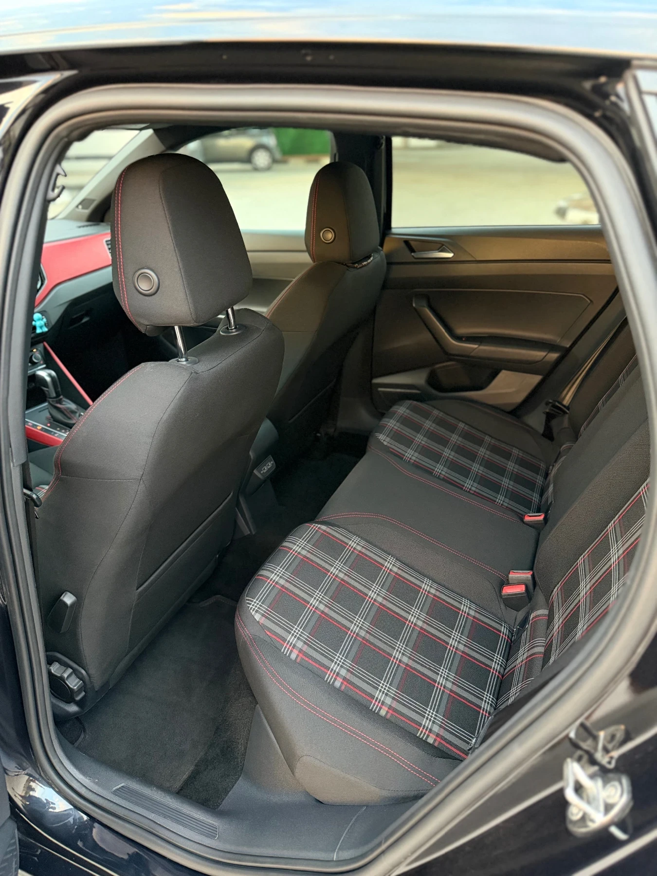 VW Polo GTI, снимка 14 - Автомобили и джипове - 55829957