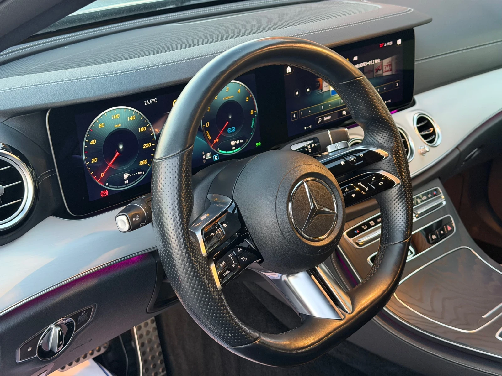 Mercedes-Benz E 300 Нов внос от Белгия!AMG-LINE, снимка 10 - Автомобили и джипове - 56121078
