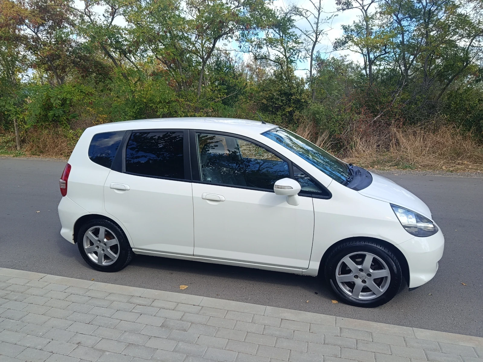 Honda Jazz 1.4 АВТОМАТ, снимка 4 - Автомобили и джипове - 56339626