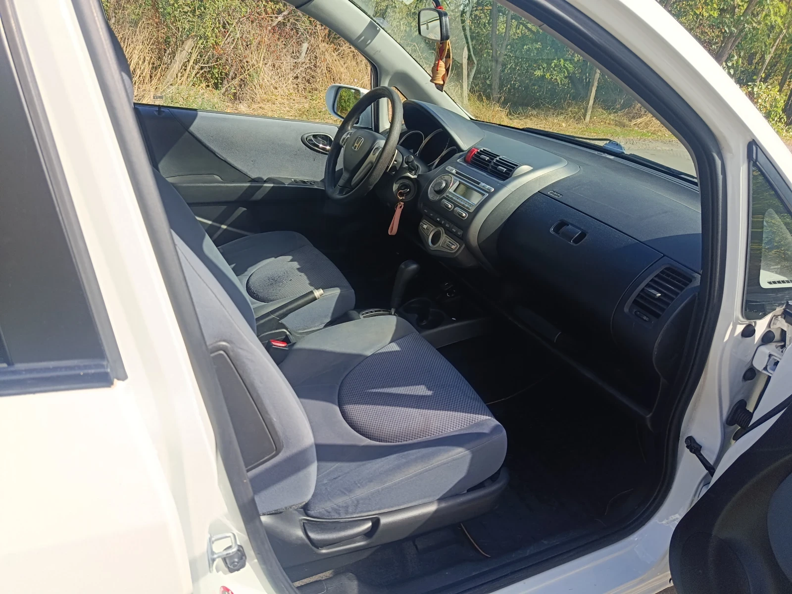 Honda Jazz 1.4 АВТОМАТ, снимка 11 - Автомобили и джипове - 56339626
