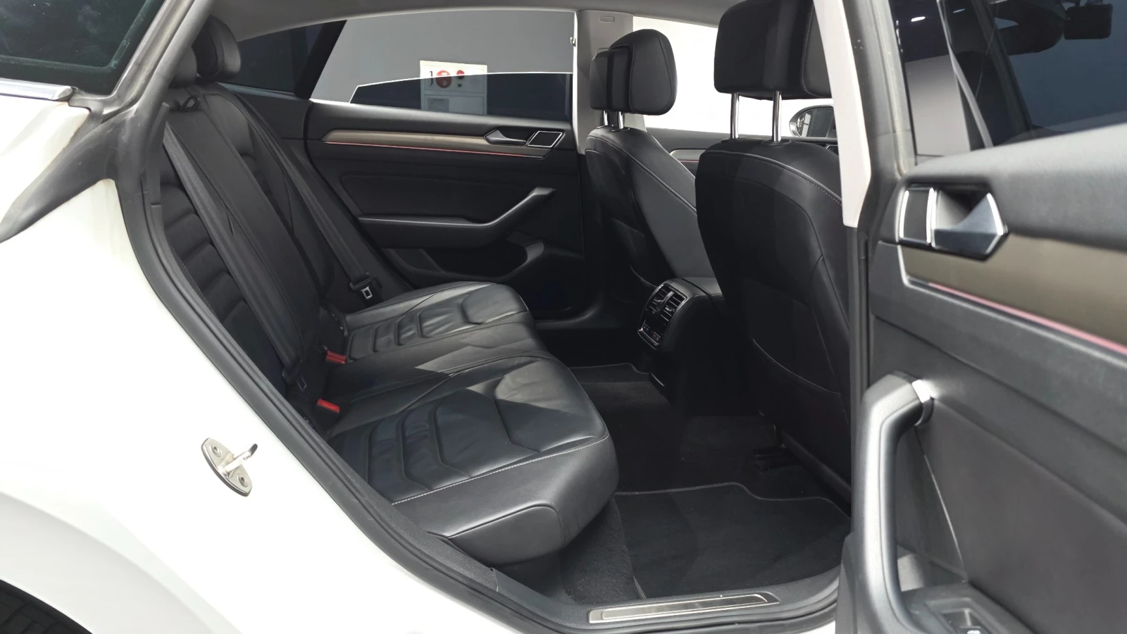 VW Arteon 2.0TDI R-LINE PRESTIGE FULL MAX | Mobile.bg � ����������� 9