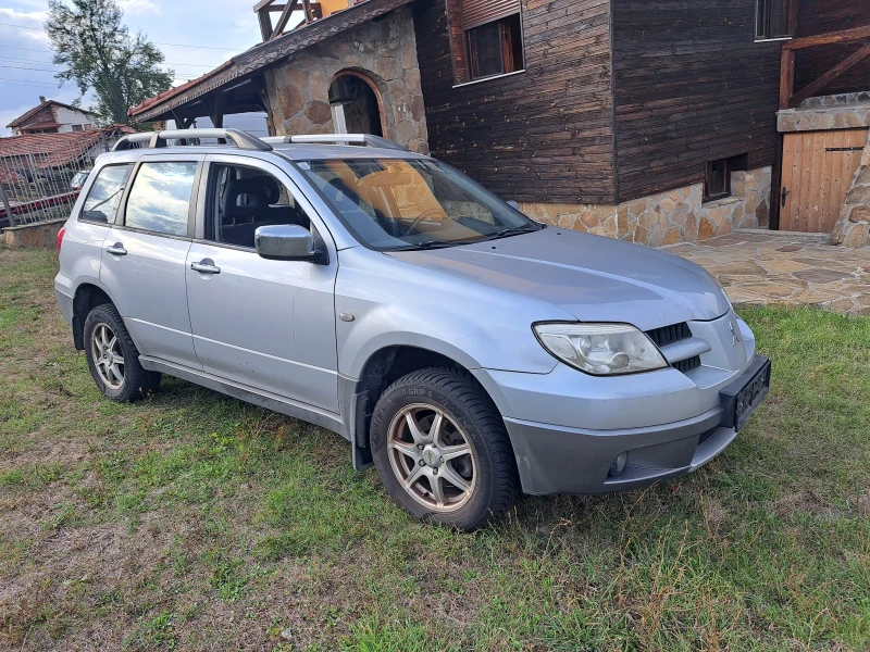 Mitsubishi Outlander 2000куб., снимка 1 - Автомобили и джипове - 47306600