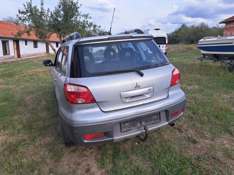 Mitsubishi Outlander 2000куб., снимка 5 - Автомобили и джипове - 47306600