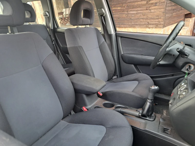 Mitsubishi Outlander 2000куб., снимка 7 - Автомобили и джипове - 47306600