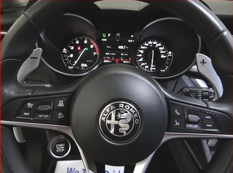 Alfa Romeo Stelvio Q4 SPORT АВТОКРЕДИТ, снимка 12 - Автомобили и джипове - 52850932