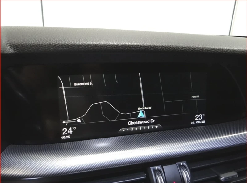 Alfa Romeo Stelvio Q4 SPORT АВТОКРЕДИТ, снимка 13 - Автомобили и джипове - 52850932