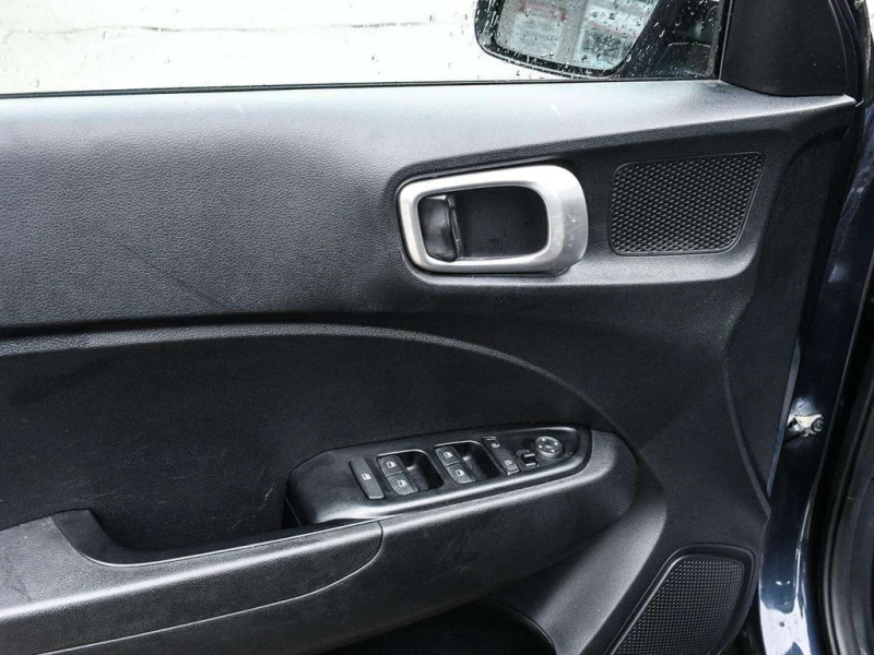 Hyundai Venue * SEL, Limited * CARFAX * ФИКСИРАНА ЦЕНА, снимка 11 - Автомобили и джипове - 53452836