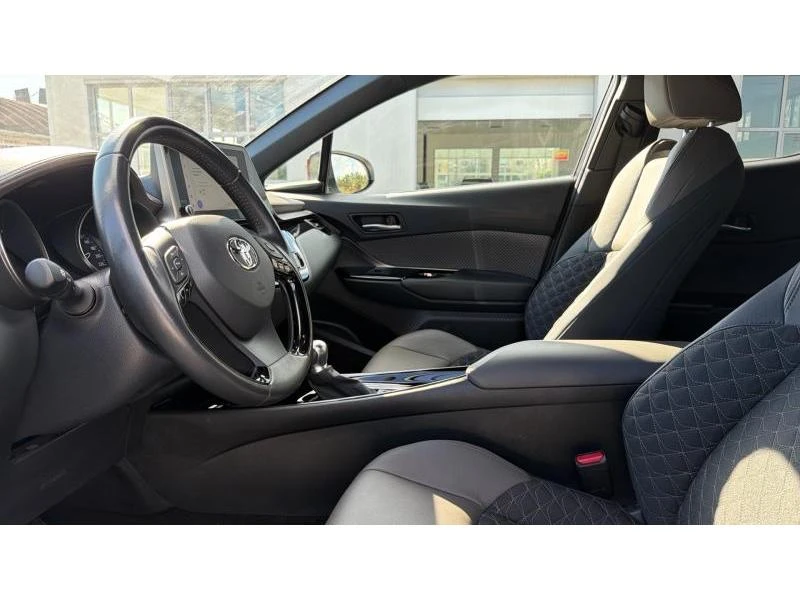 Toyota C-HR DISTINCTIVE | Mobile.bg � ����������� 12
