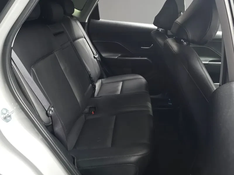 Hyundai Kona 1.6 Turbo 4Wd Premium, снимка 11 - Автомобили и джипове - 55616436