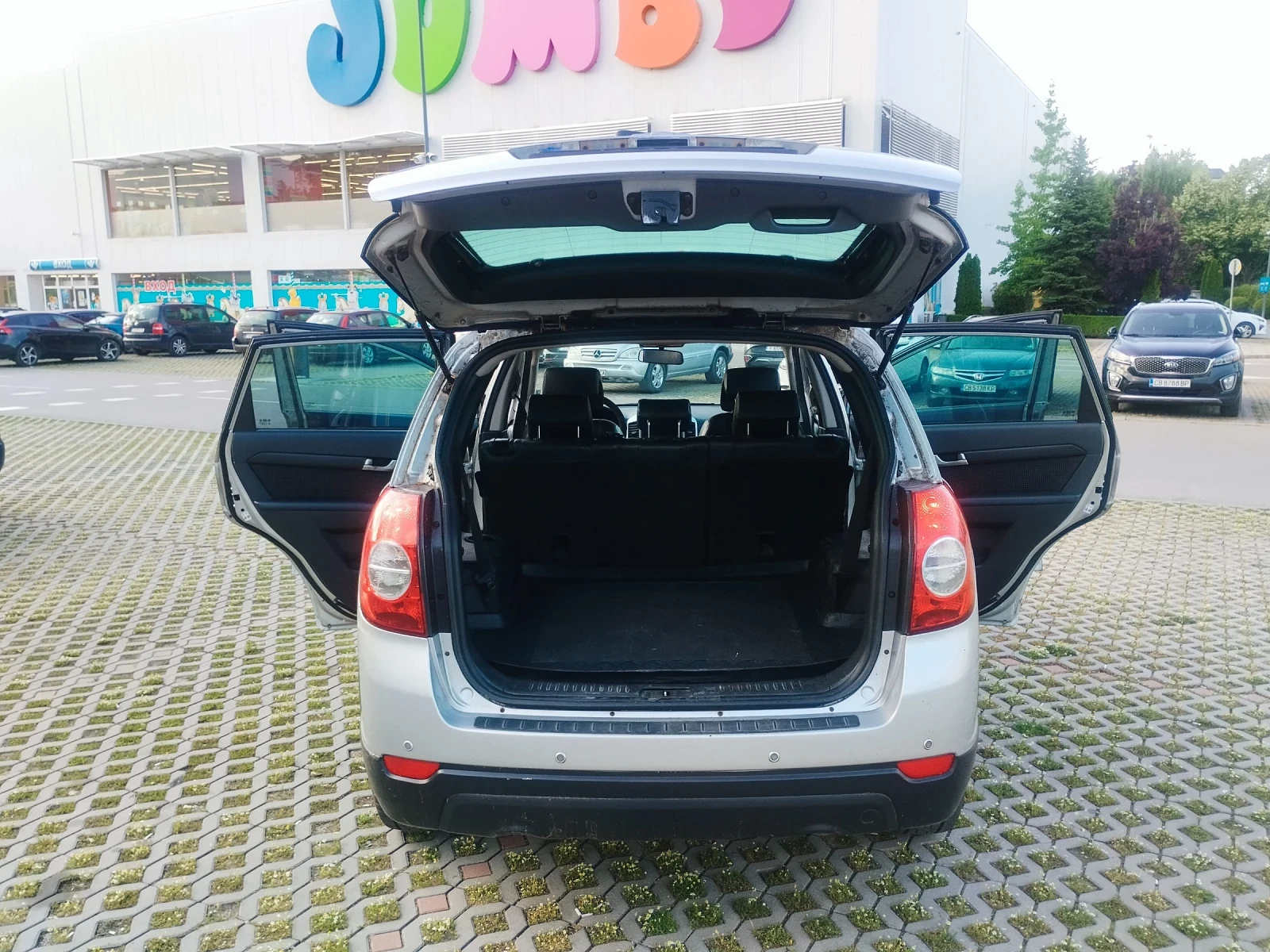 Chevrolet Captiva 2.0 d / 7 Местен Топ състояние  - изображение 10