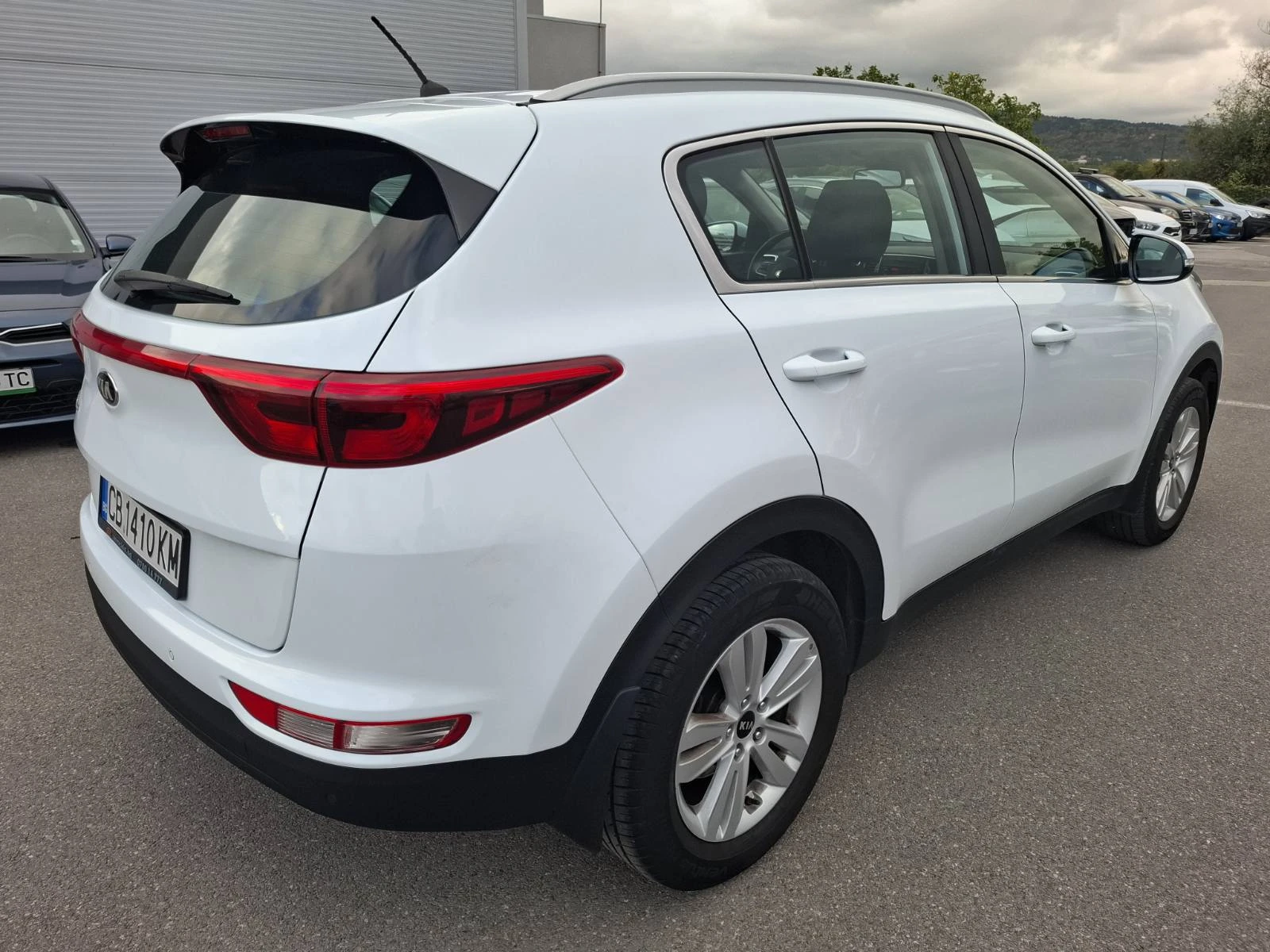 Kia Sportage 1.6 gdi  - изображение 4
