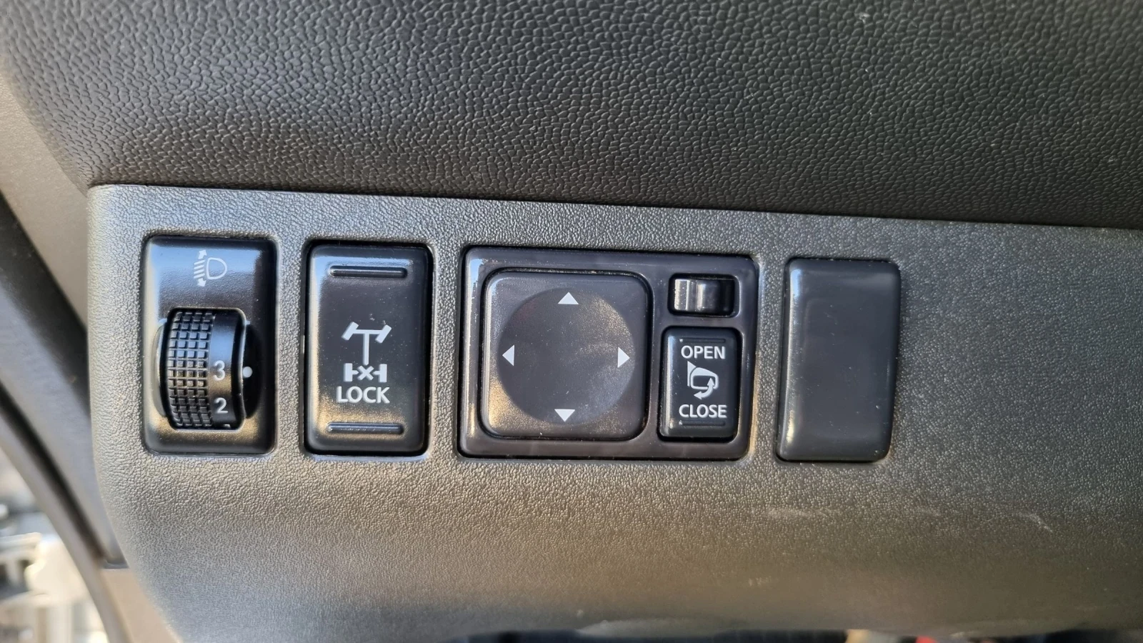 Nissan Navara 2.5 190..  | Mobile.bg   13