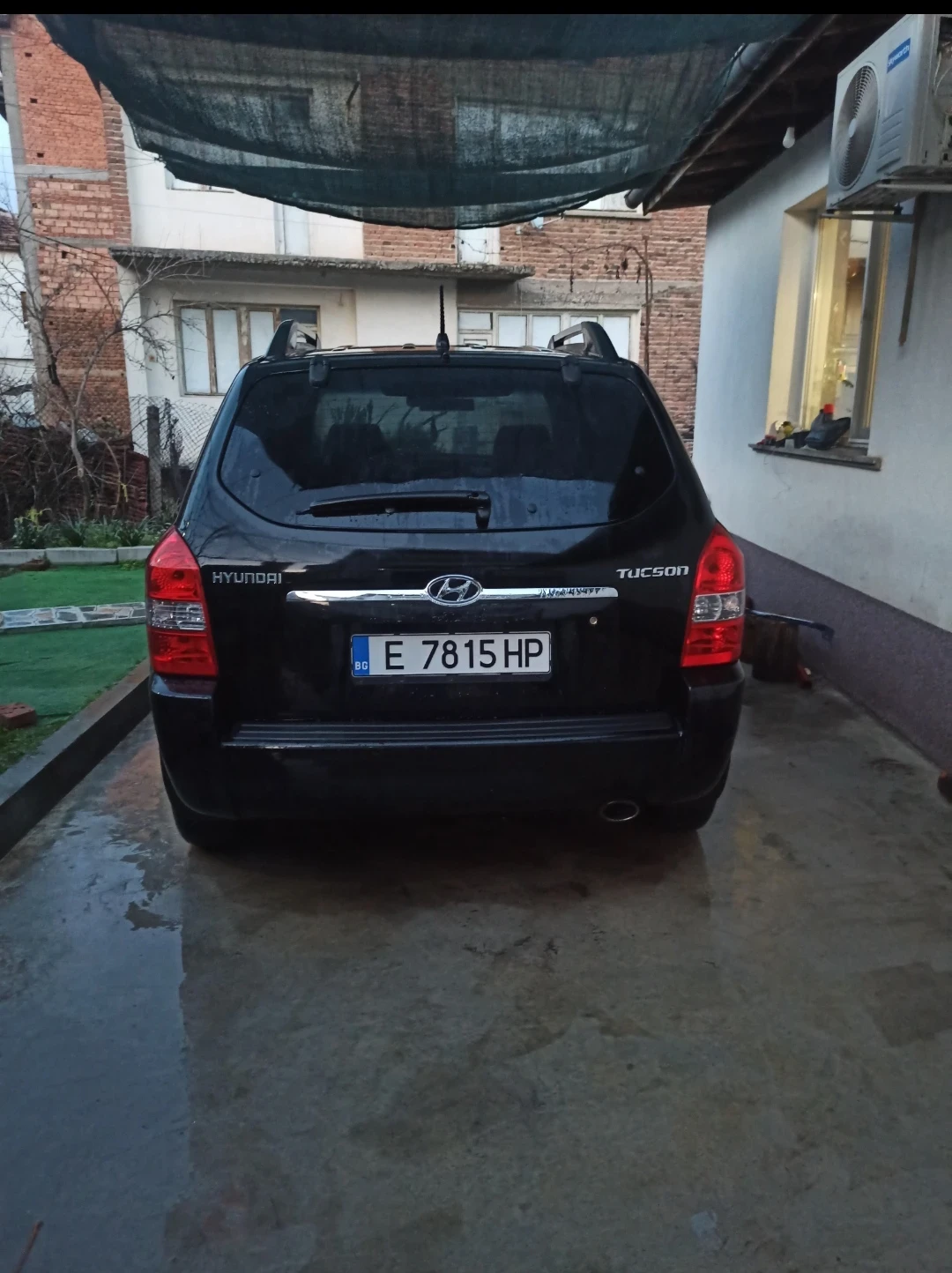 Hyundai Tucson 2.0  141k.c.  4x4  - изображение 2