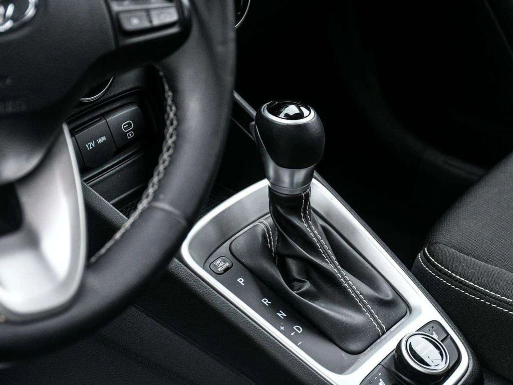 Hyundai Venue * SEL, Limited * CARFAX * ��������� ���� | Mobile.bg � ����������� 13