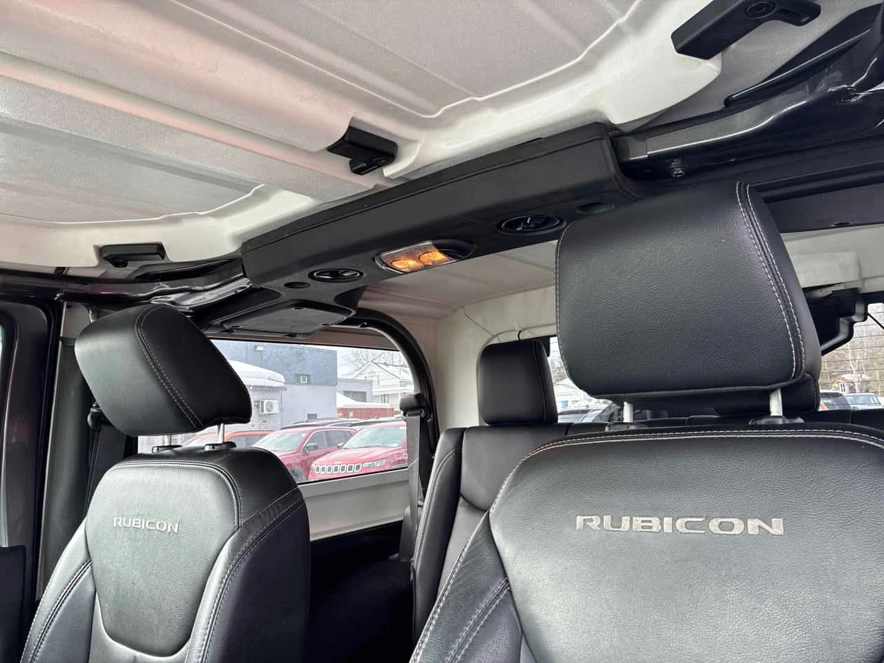 Jeep Wrangler * Rubicon * PANO* ПОДГРЕВ* KEYLESS* , снимка 10 - Автомобили и джипове - 54195214