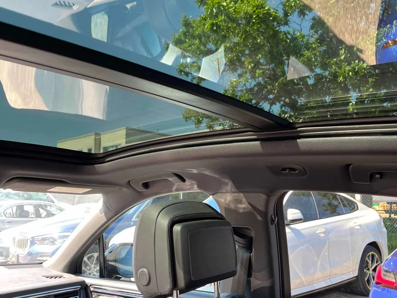 Porsche Macan  S /MATRIX/BOSE/АВТОКРЕДИТ, снимка 14 - Автомобили и джипове - 54775722