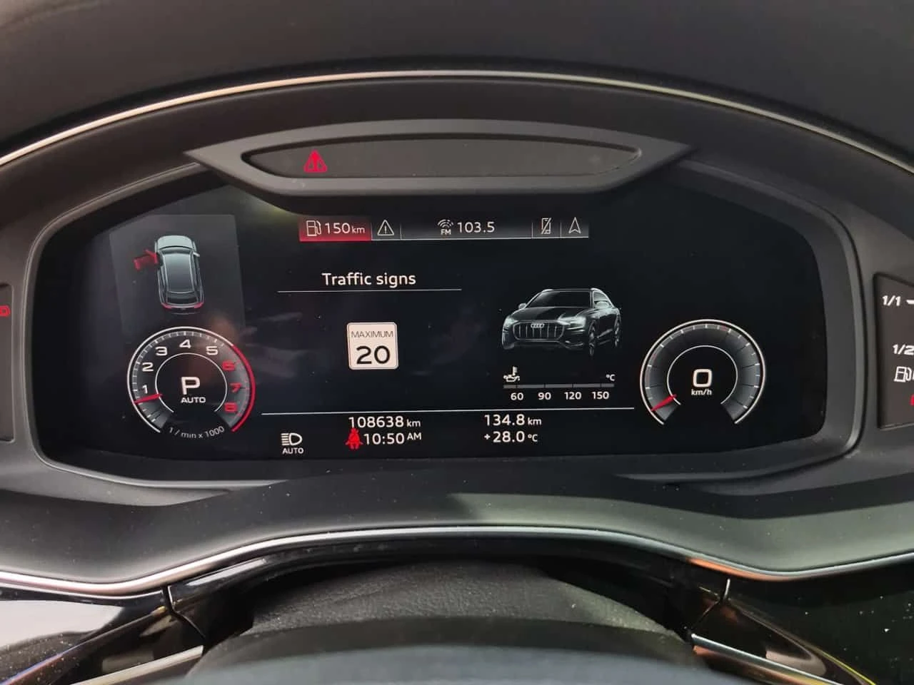 Audi Q8 * ЧЕРЕН МАТ * ФУЛ ЕКСТРИ * ПЕРФЕКТНО СЕРВИЗИРАНА *, снимка 9 - Автомобили и джипове - 55177779