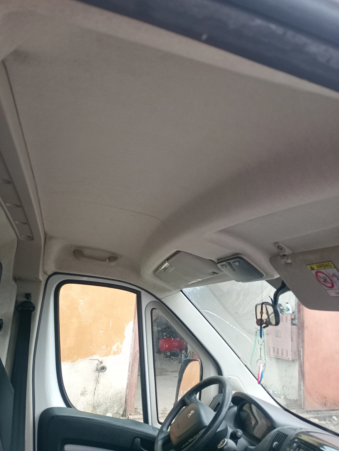 Peugeot Boxer 2.0 130kc - изображение 2