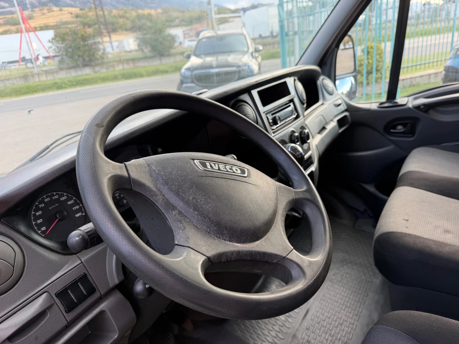 Iveco Daily 35C11* Климатик* Тристранен самосвал* 3.90м кош, снимка 5 - Бусове и автобуси - 56188657