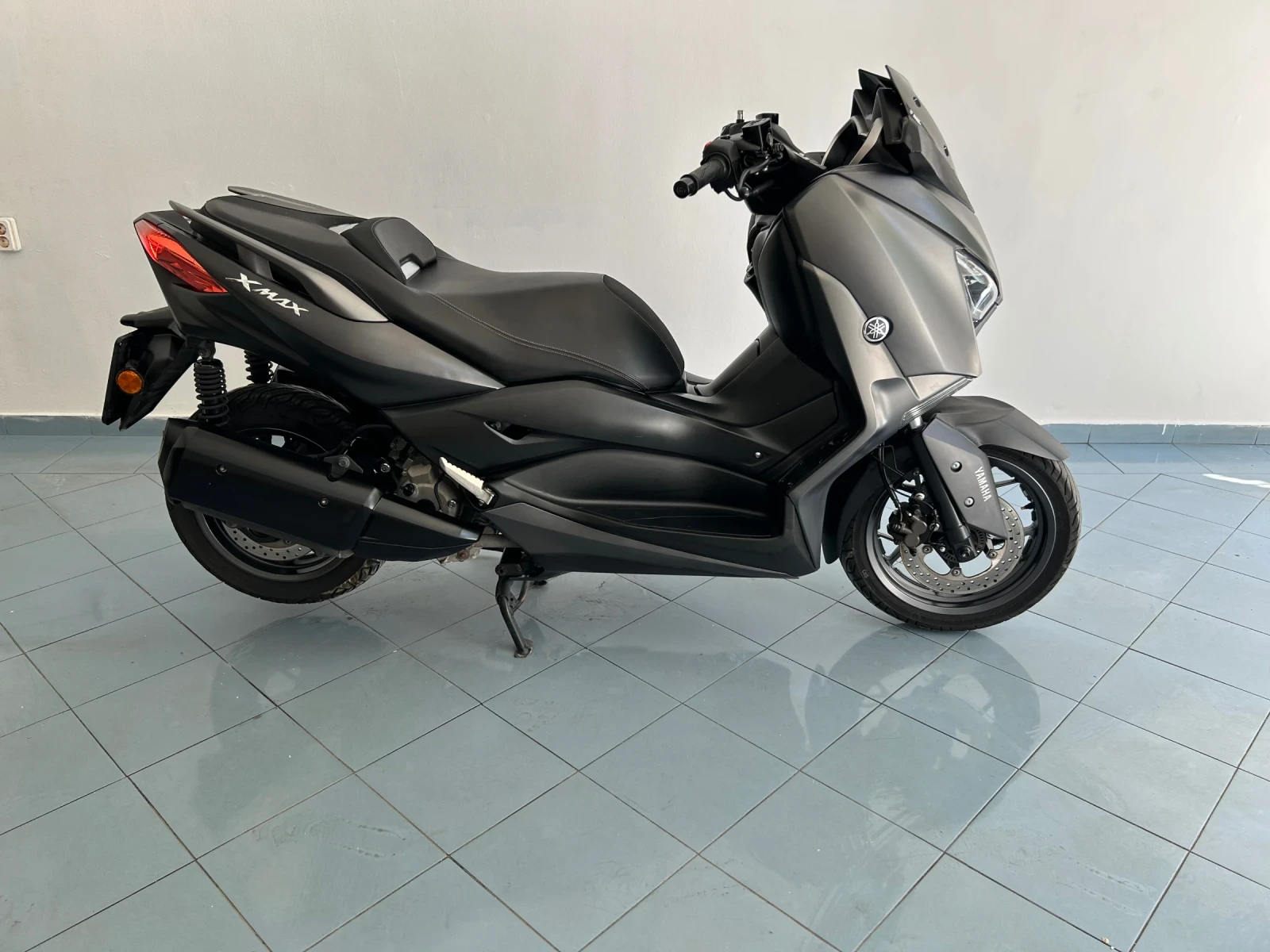 Yamaha X-max 2022 17500 км., снимка 3 - Мотоциклети и мототехника - 54416889