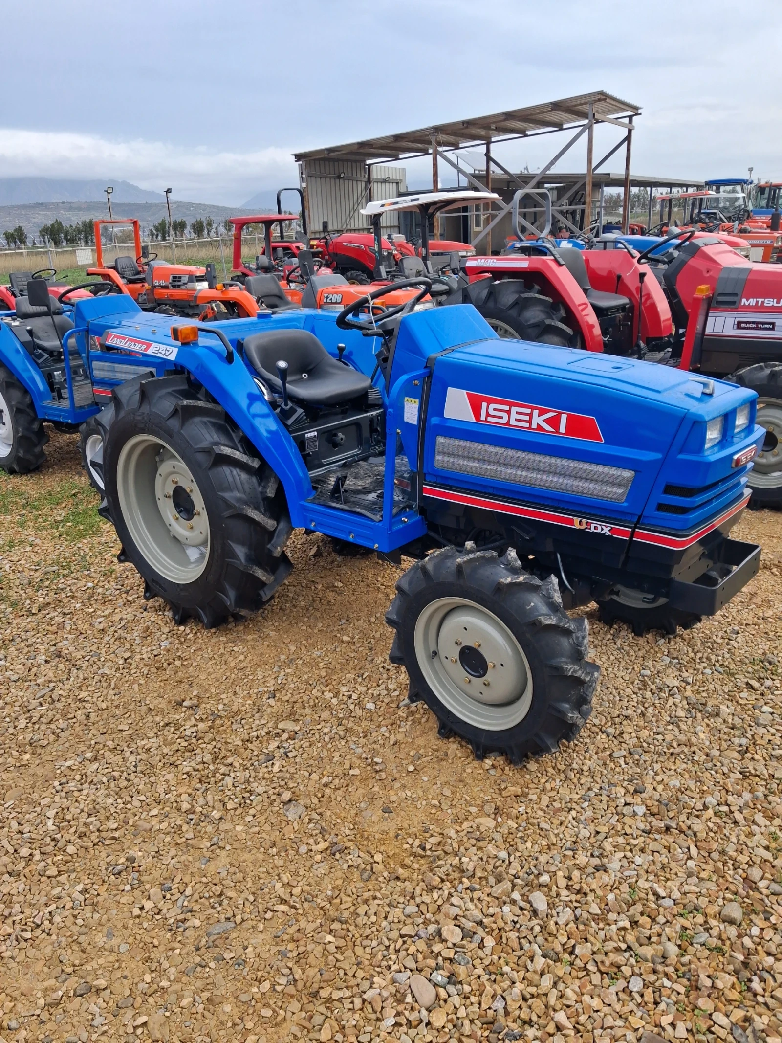 Трактор Kubota СКАЙТРАК, снимка 1