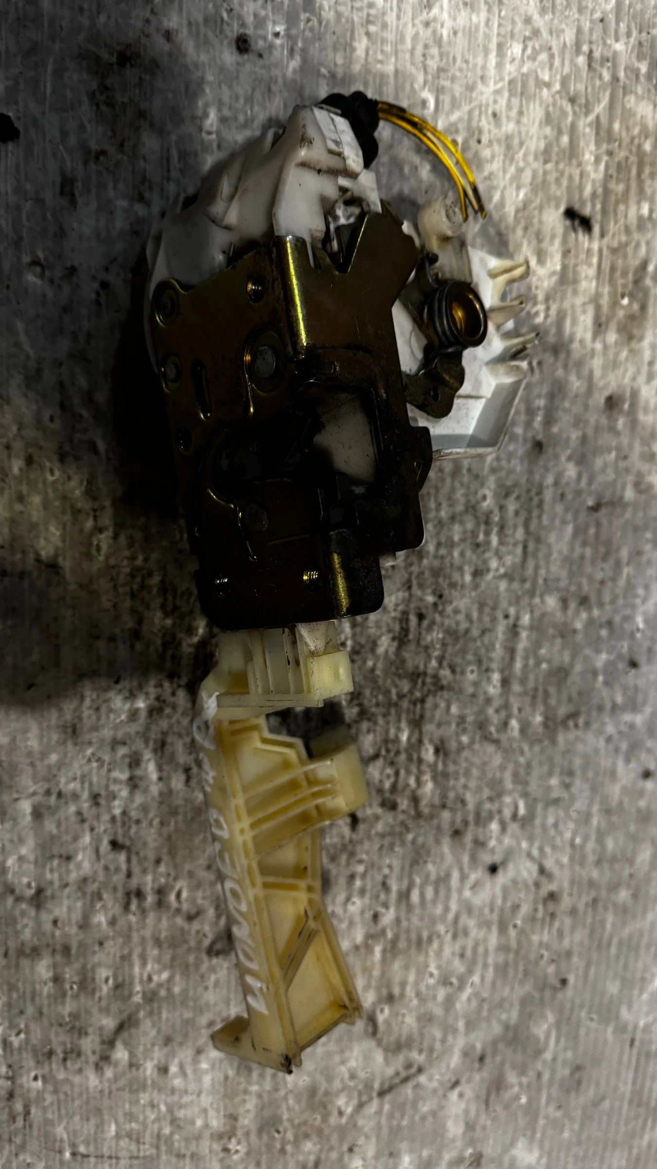 ����� �� ����� �� Ford Mondeo - 1S7A-F21812-KA | Mobile.bg � ����������� 2