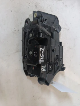 ����� �� �������� �� ����� (����� ����) 5N0839015D VW Tiguan
