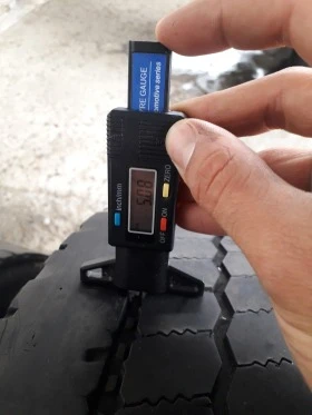 Гуми, снимка 5