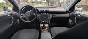 Mercedes-Benz C 220, снимка 12