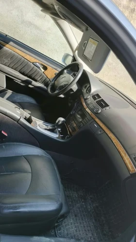 Mercedes-Benz E 280 2.8, снимка 3