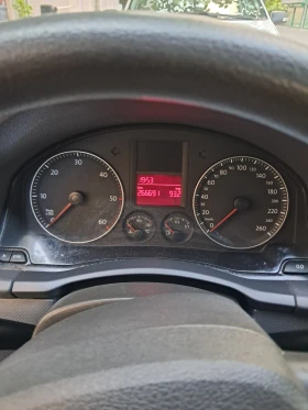 Обява за продажба на VW Golf 1.9 TDI ~7 300 лв. - изображение 6