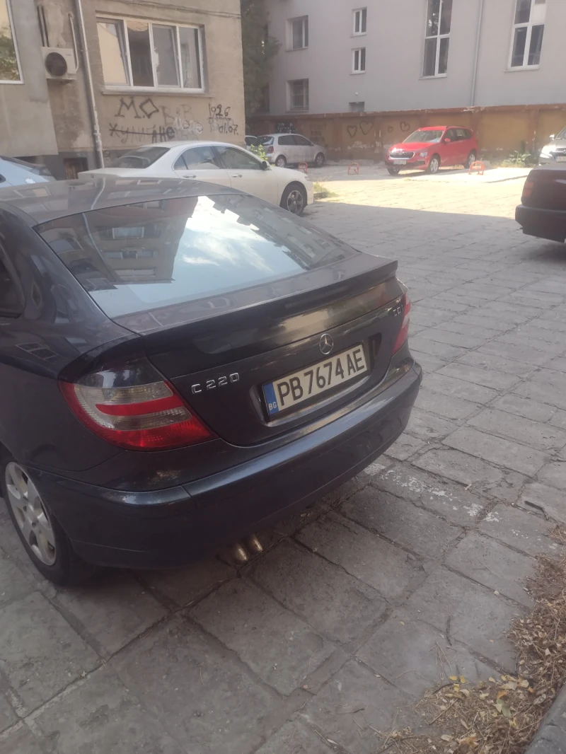 Mercedes-Benz C 220, снимка 9 - Автомобили и джипове - 47698322