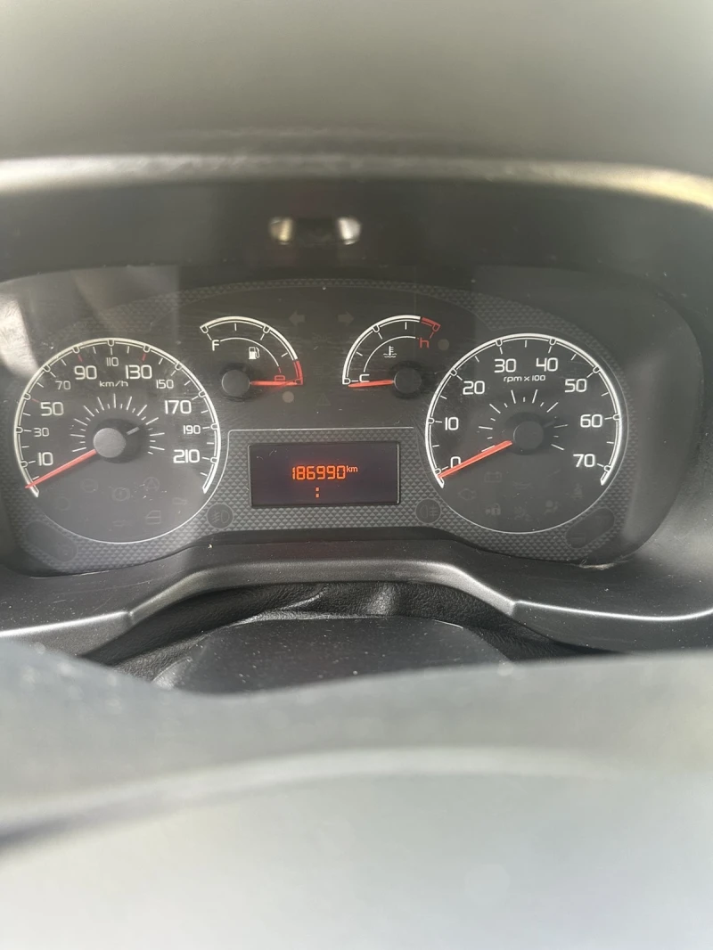 Fiat Fiorino Бензин/Метан, снимка 10 - Автомобили и джипове - 51373475