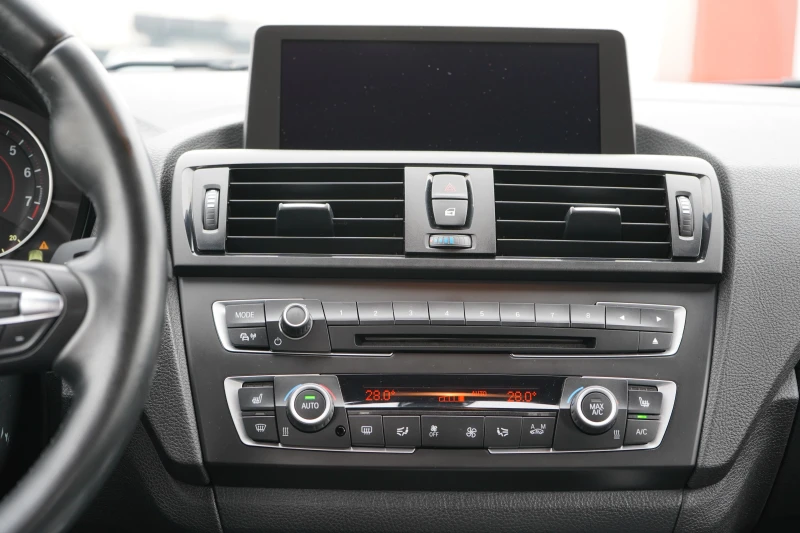 BMW 116, снимка 8 - Автомобили и джипове - 52638509