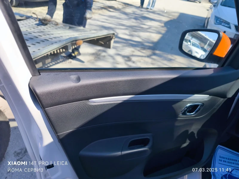 Dacia Spring, снимка 9 - Автомобили и джипове - 52654863