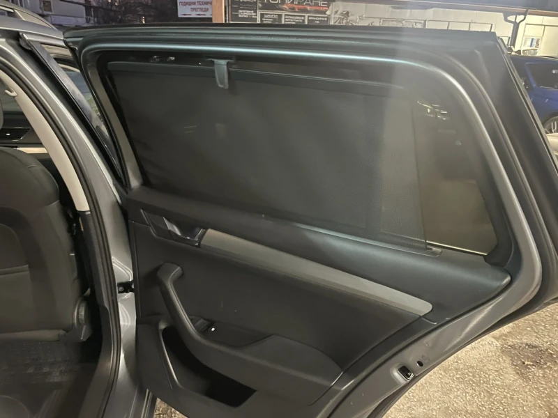 Skoda Superb 2.0 TDI, снимка 10 - Автомобили и джипове - 52775817