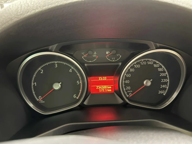 Ford Mondeo Комби, снимка 9 - Автомобили и джипове - 52932159